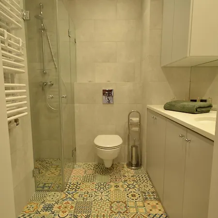 Superb Loft Studio In Charming Praga District, 300 M To Metro & 100 M To Tram, Balcony