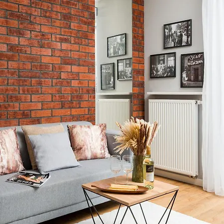 Superb Loft In Charming Praga District, 300 M To Metro & 100 M To Tram, Balcony Daire *