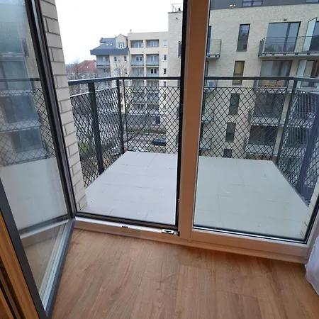 דירה Superb Loft Studio In Charming Praga District, 300 M To Metro & 100 M To Tram, Balcony